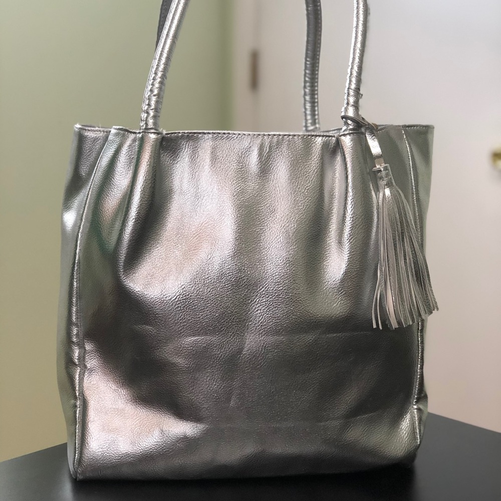 Shoulder bag